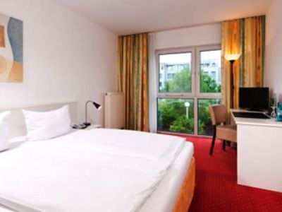 Newton 3* Karlsruhe